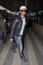 Sushant Singh Rajput snapped at Airport_ on 27th Jan 2015